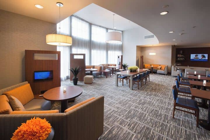 Hotel Interior 6 of 37